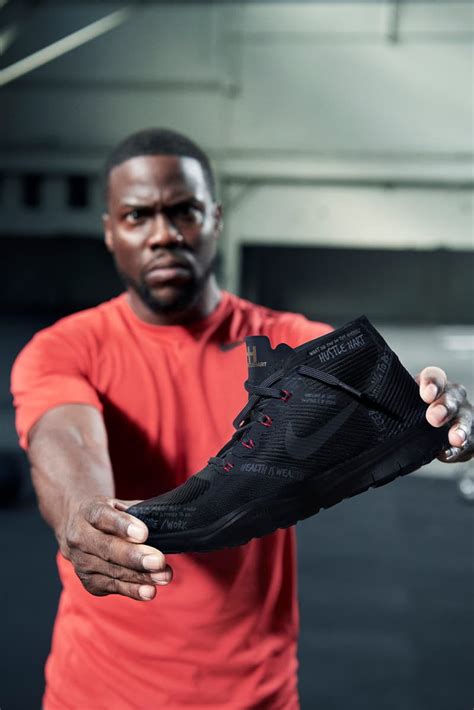 kevin hart trainings pak nike zwart en goud|Kevin Hart train instinct.